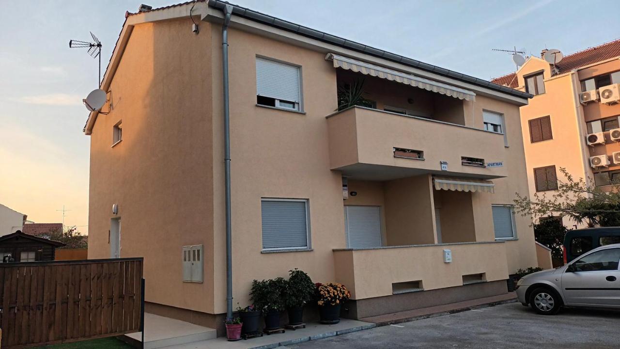 Apartman Sandra -private parking and garden - Ferienwohnung Zadar