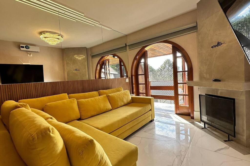 Apartamento Luxo Quatre Saisons - Bed and Breakfast