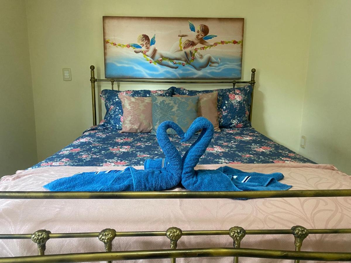 B&B Vila Velha - Quarto Casal, Wi-Fi, Piscina, Praia - Bed and Breakfast Vila Velha