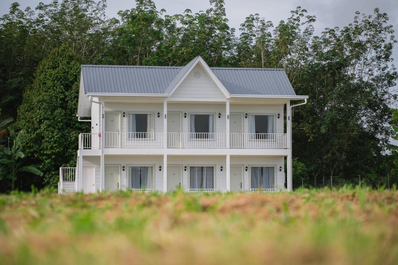 White Roses Cottage - B&B Keningau