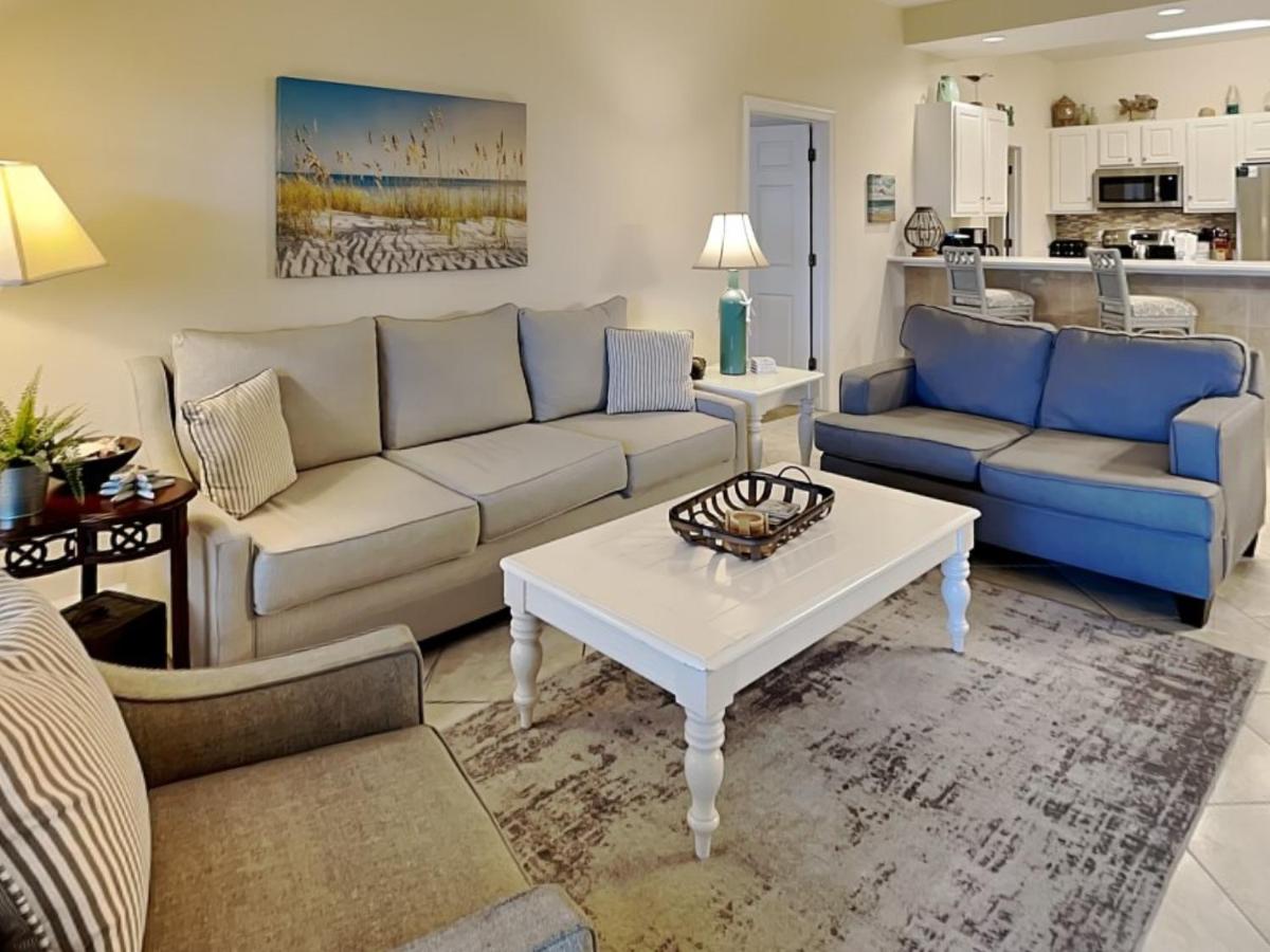 Pavilion Palms 201a - Bed and Breakfast Destin