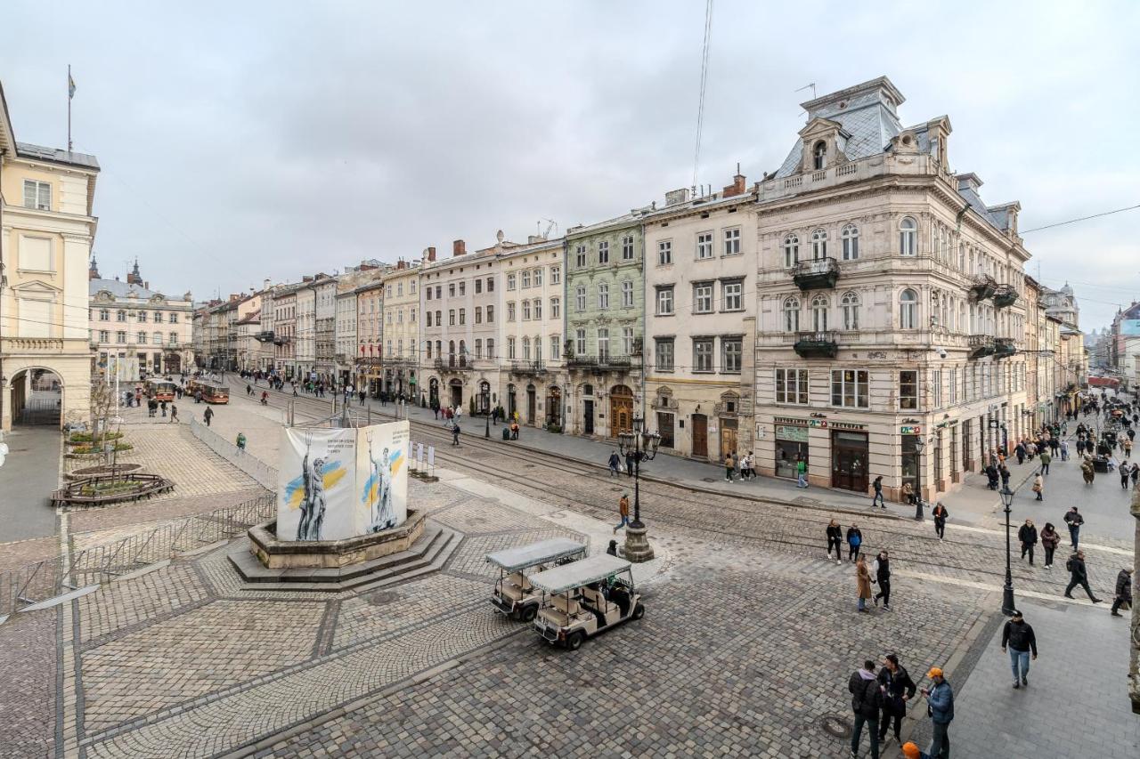Rynok Square apartment with balcony - B&B