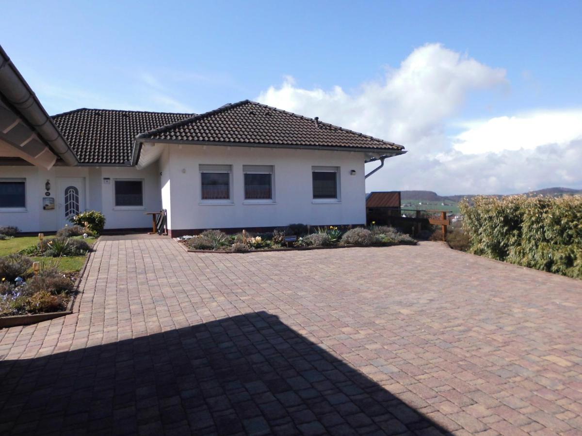 Ferienwohnung Schöne Aussicht - Ferienwohnung Temmels