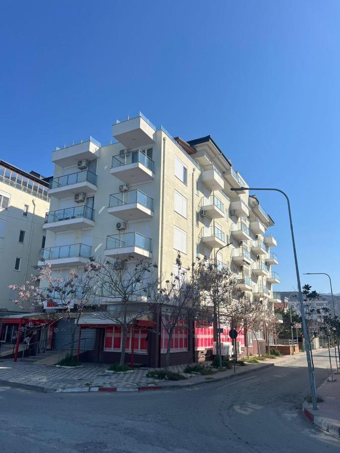 shengjin apartaments - B&B