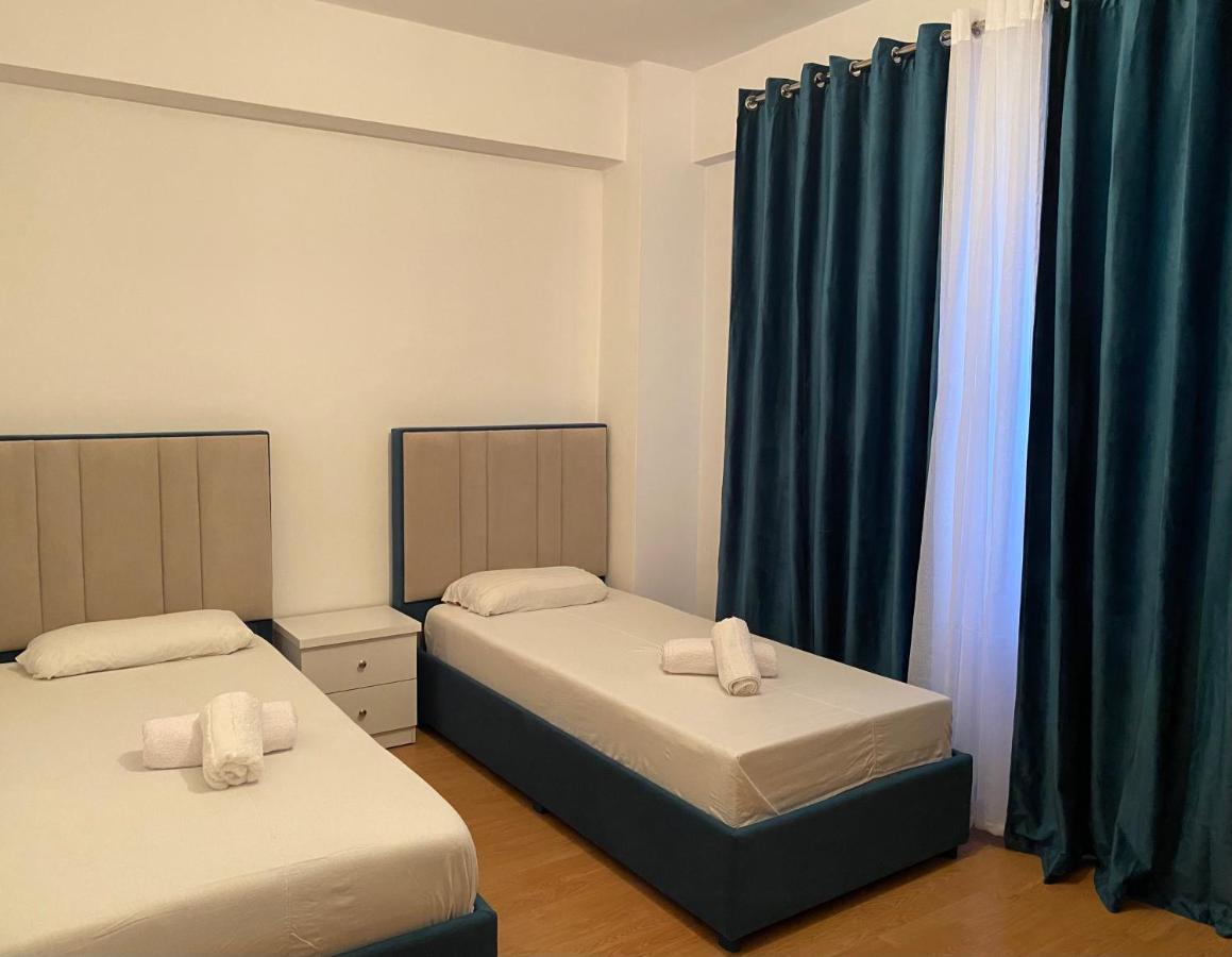 Basha Apartament - B&B