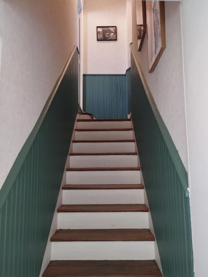 Les meublés de Louis-Marie, 2 appartements indépendants pour 4 personnes, 8 personnes au total, proche du Puy du Fou - Bed and Breakfast