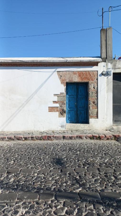 Blue Moon Hostel - B&B Antigua Guatemala