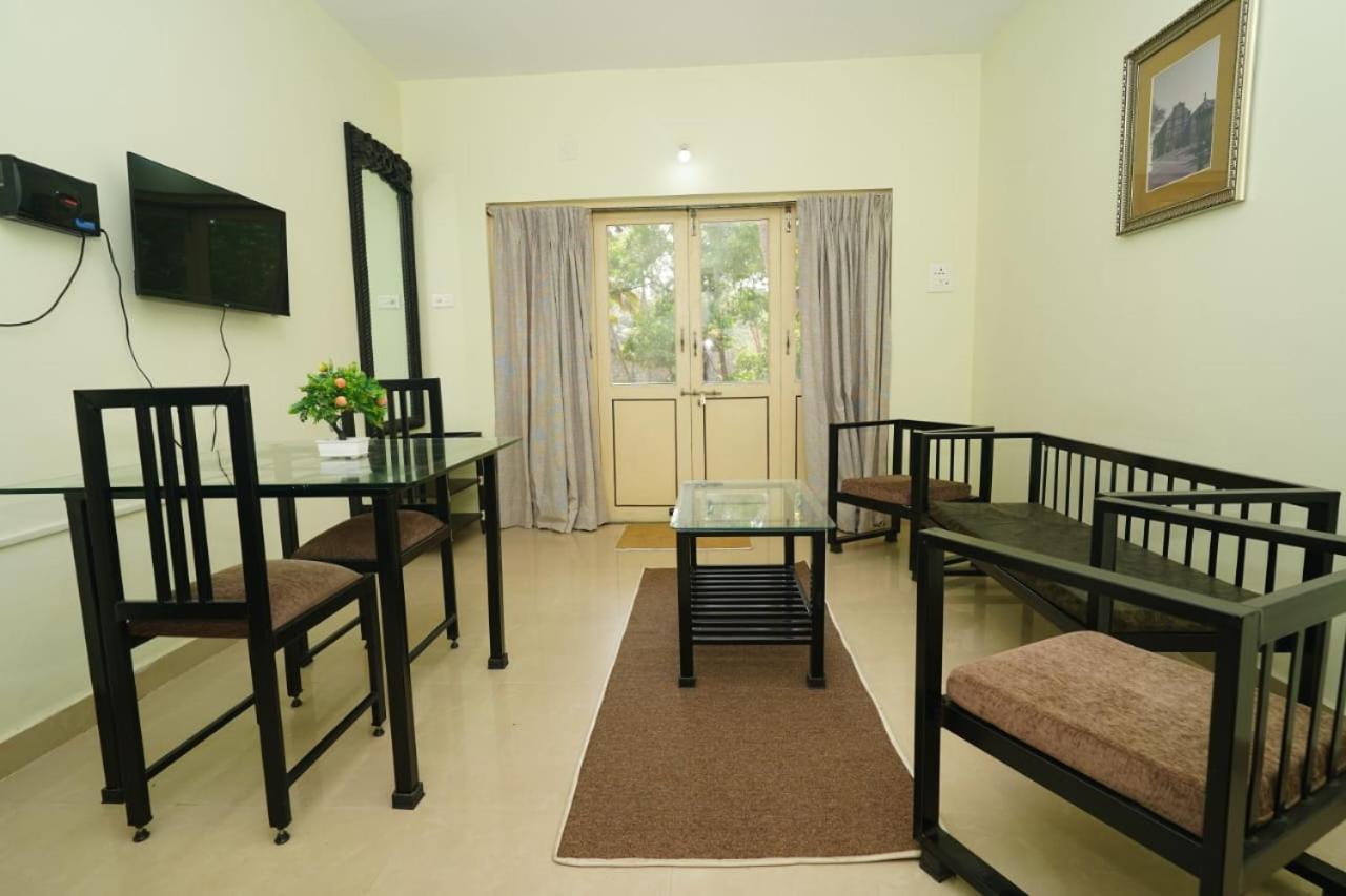 Double Room with Balcony (2 Adults + 1 Child)