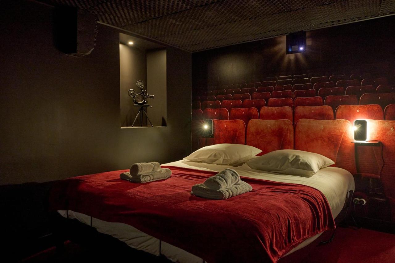 "Studio ciné" appartement atypique Climatisé dans le centre ville de Nevers - B&B Nevers