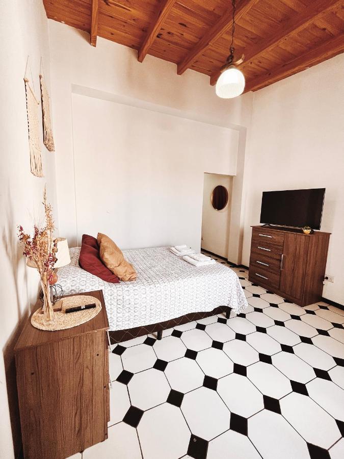 Habitaciones PLENO CENTRO - Bed and Breakfast