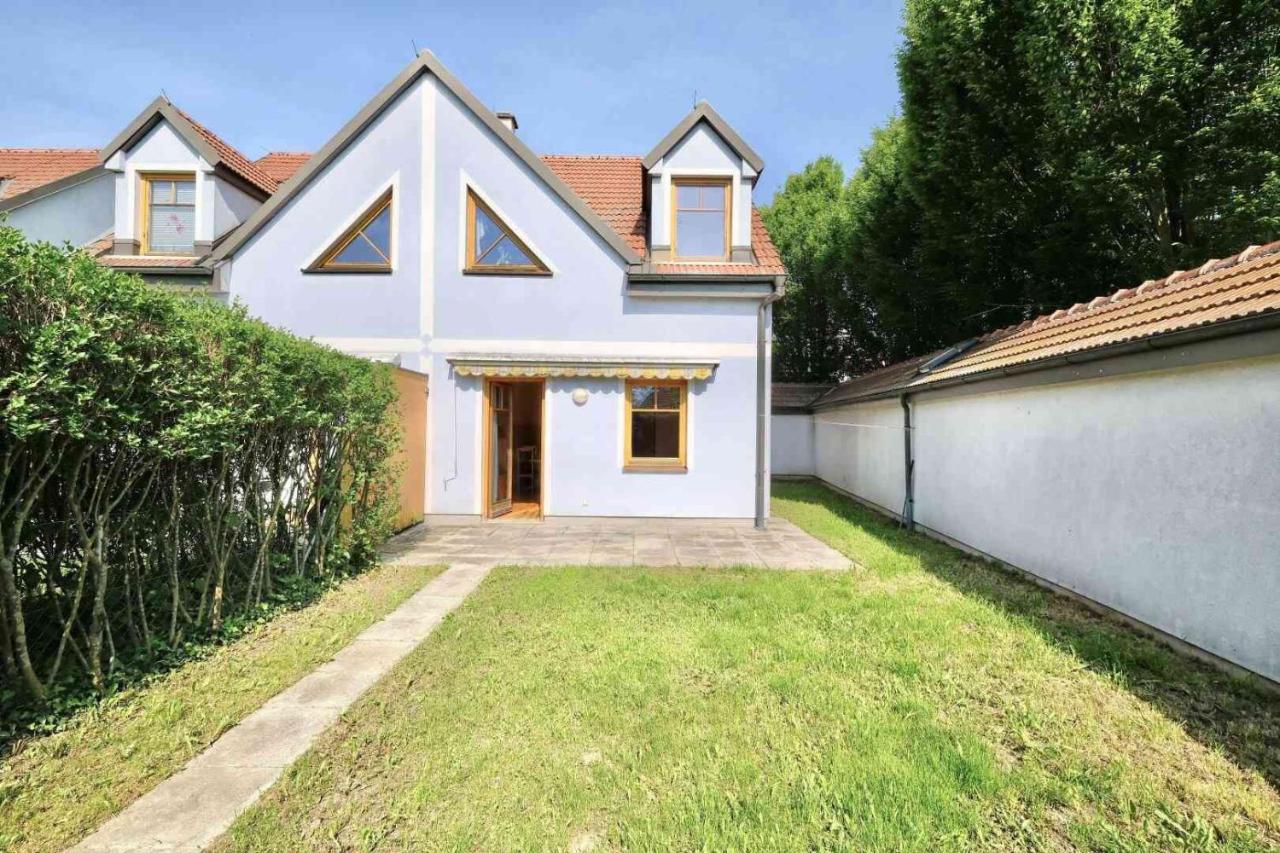 Ferienhaus bei der Sonnentherme Lutzmannsburg - B&B