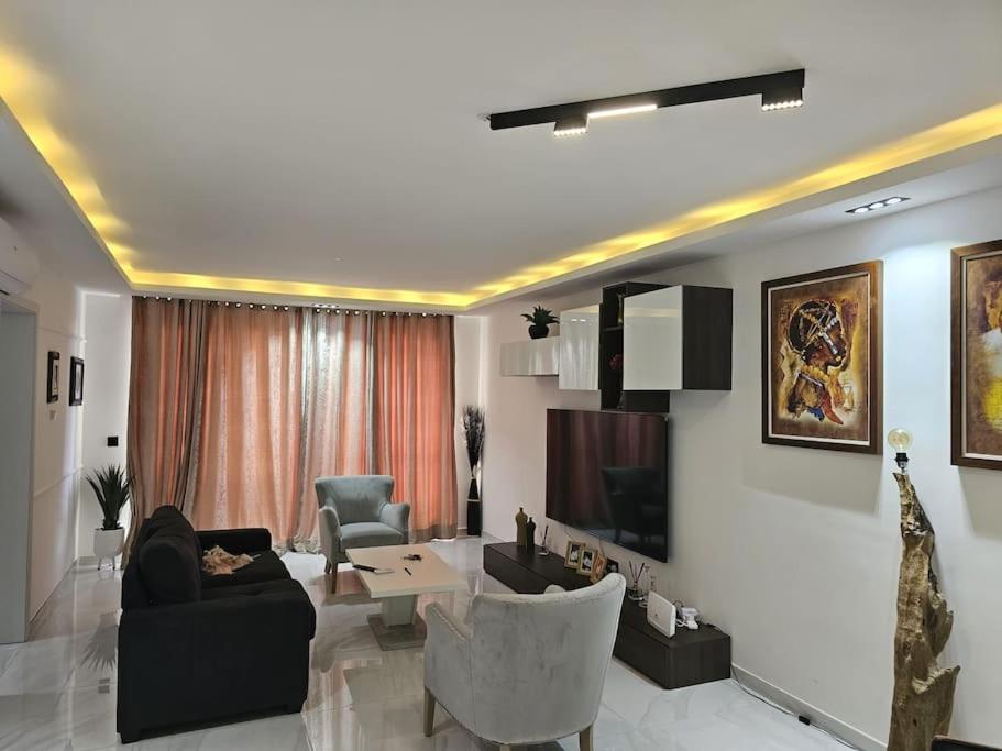 Luxury sea view apartment - Ferienwohnung