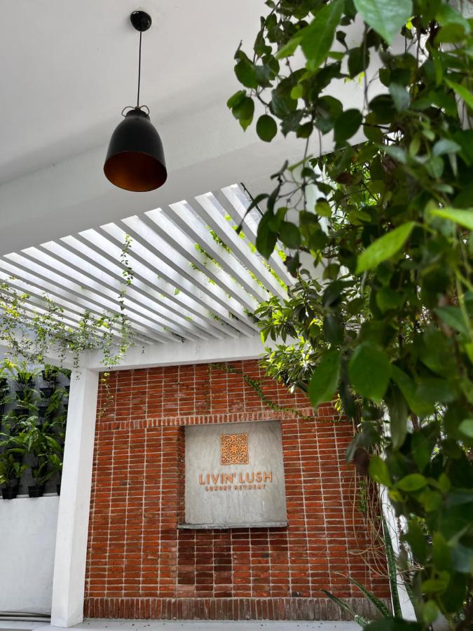 B&B Anuradhapura - Livin Lush Luxury Retreat - Bed and Breakfast Anuradhapura