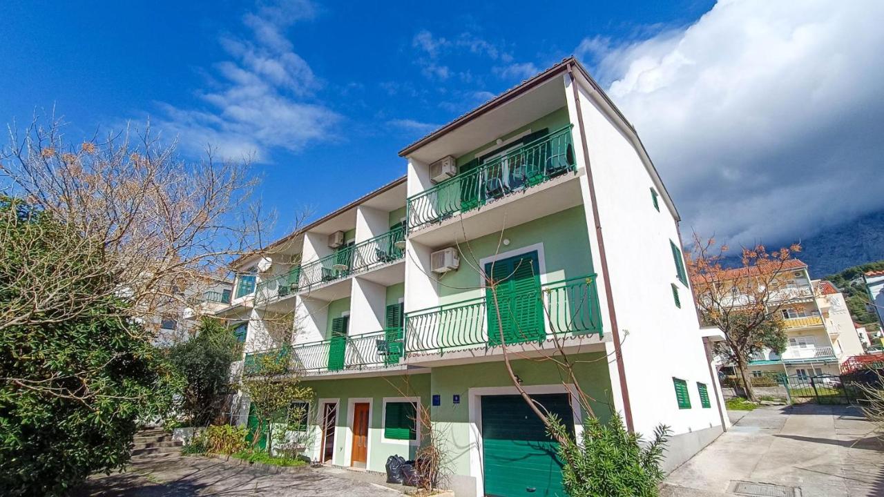 Apartments Ines - 15 meters from the beach - B&B