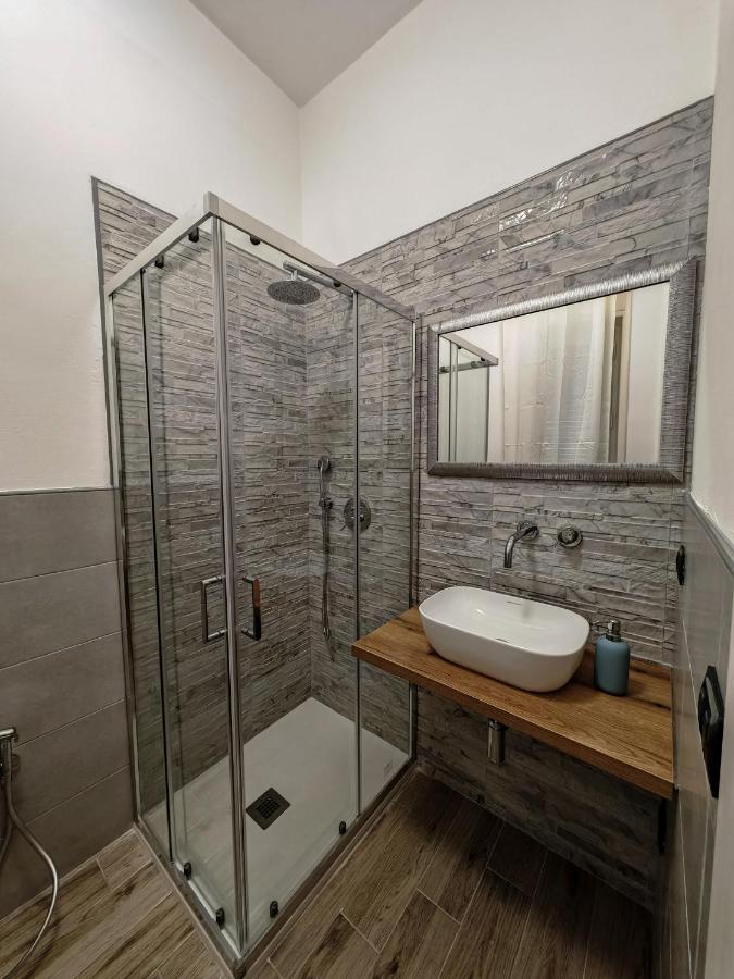 Camera Matrimoniale con Bagno Privato
