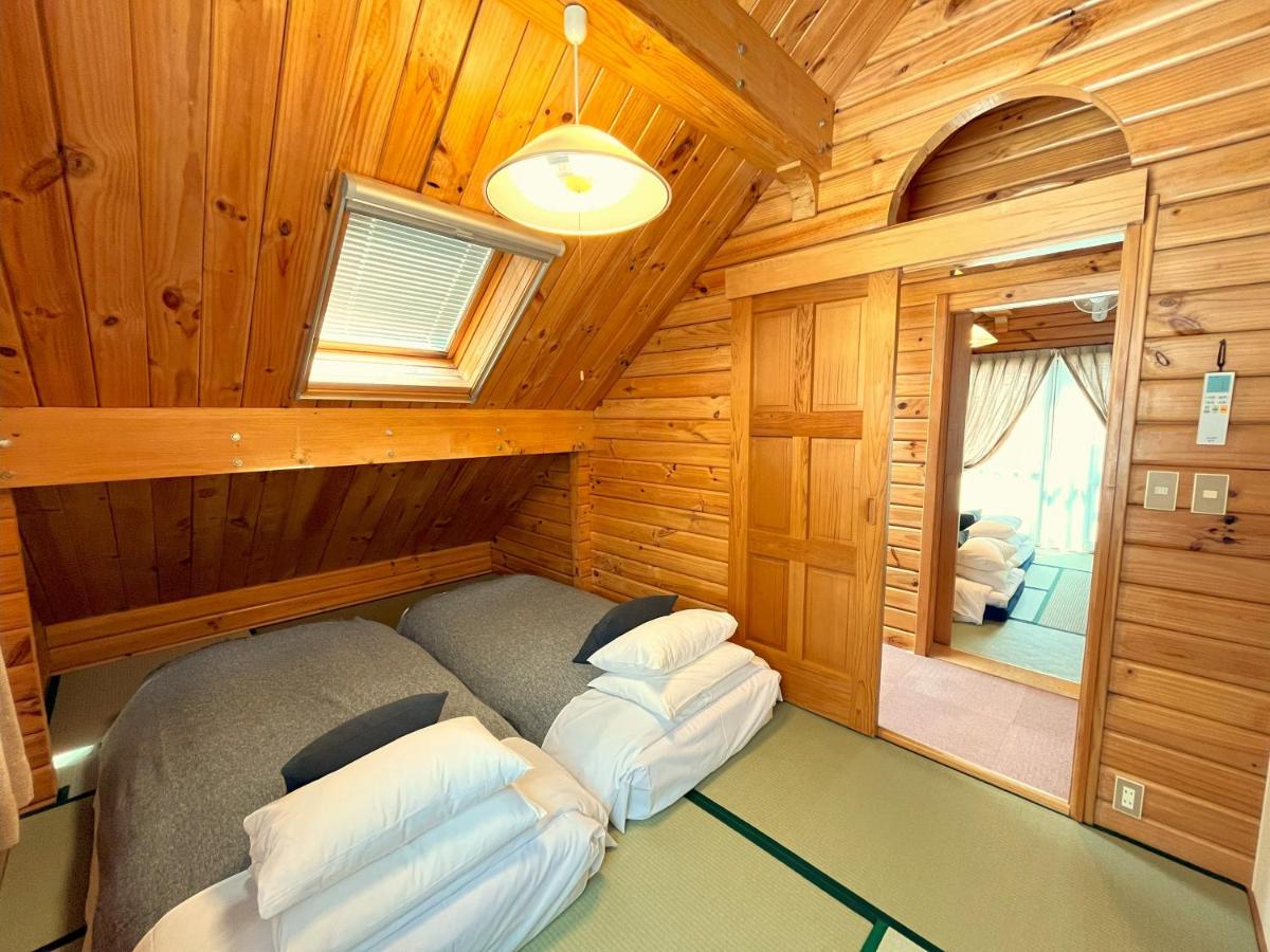 Japanese-Style Cottage (5 Persons)