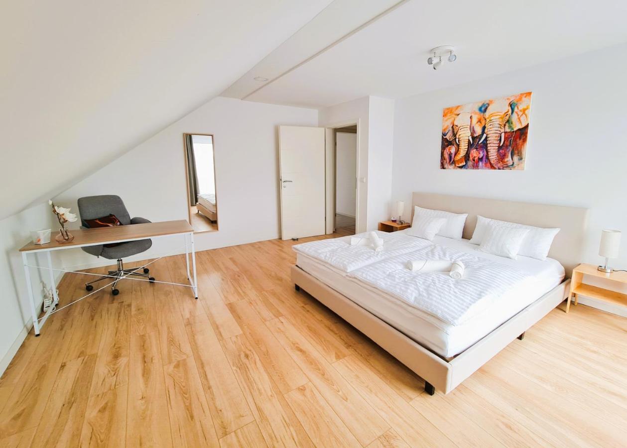 B&B Manching - Apartment Nähe Airbus - Bed and Breakfast Manching