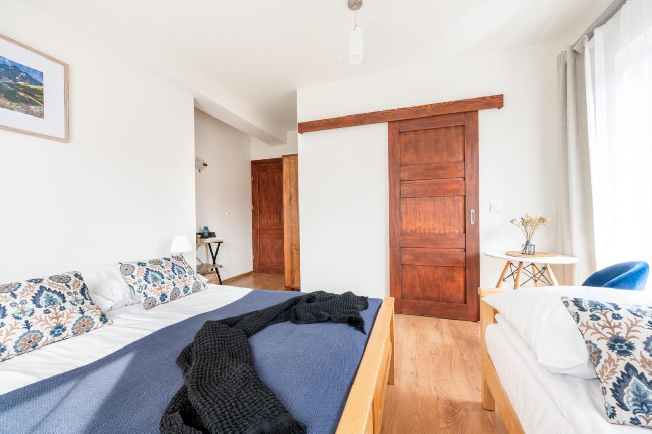 Triple Room with Mountain View