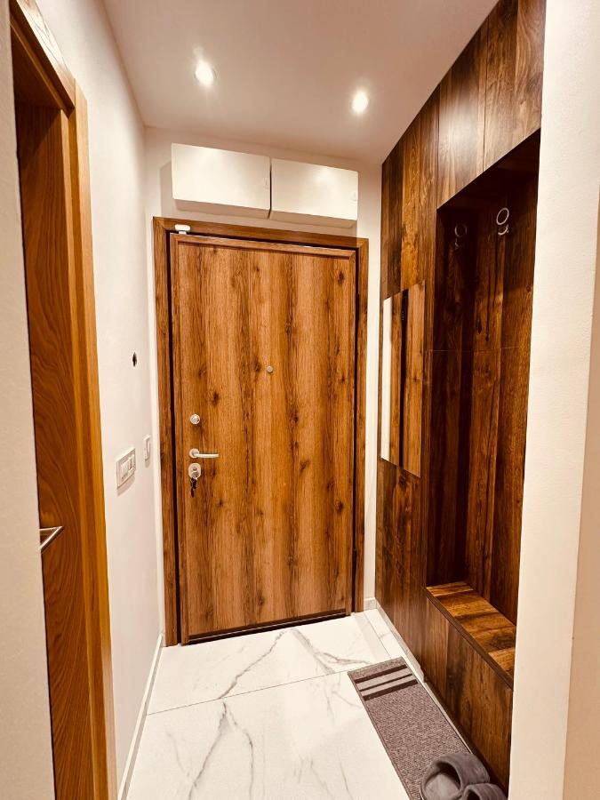 Snug Nest Apartman Zlatibor - B&B Zlatibor