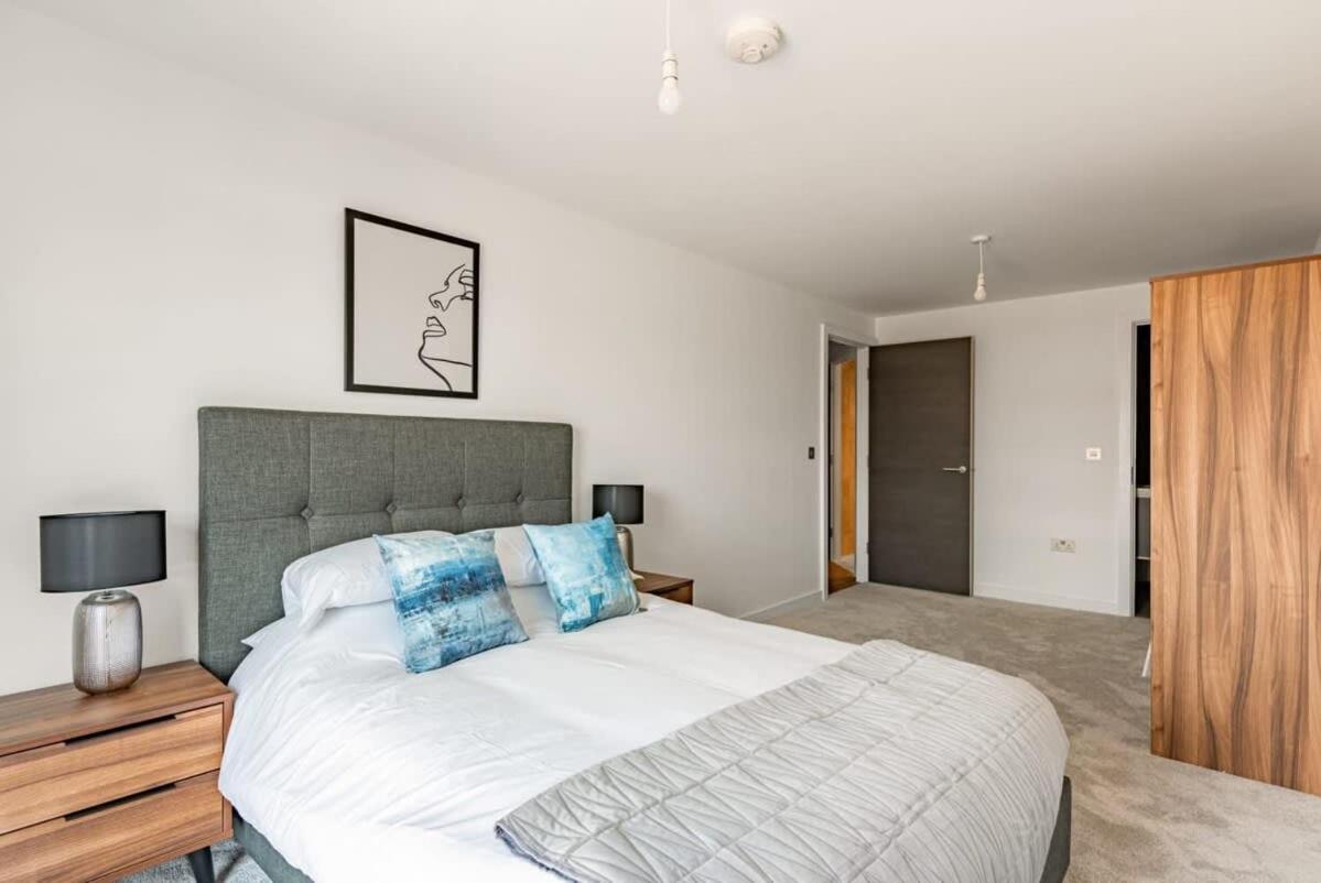 StayZeni, Ouse Court York Smart 2 Bed Apartment - Chambres d'hôtes York