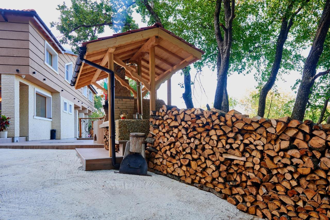 Къща за гости Свети Петър и Павел - B&B Razdel
