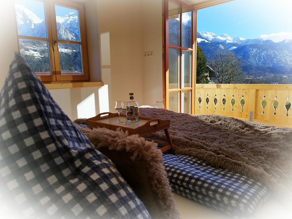 Apartment mit Balkon
