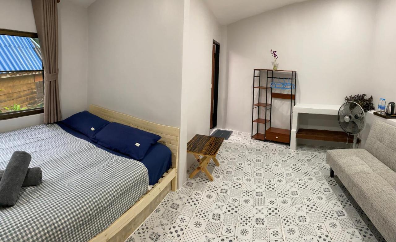 Chambre Double Deluxe (2 Adultes + 1 Enfant)