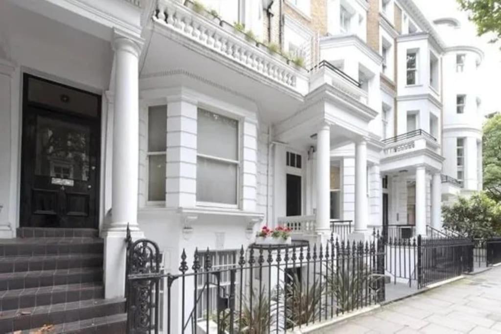Kensington Spacious Apartment - Ferienwohnung London