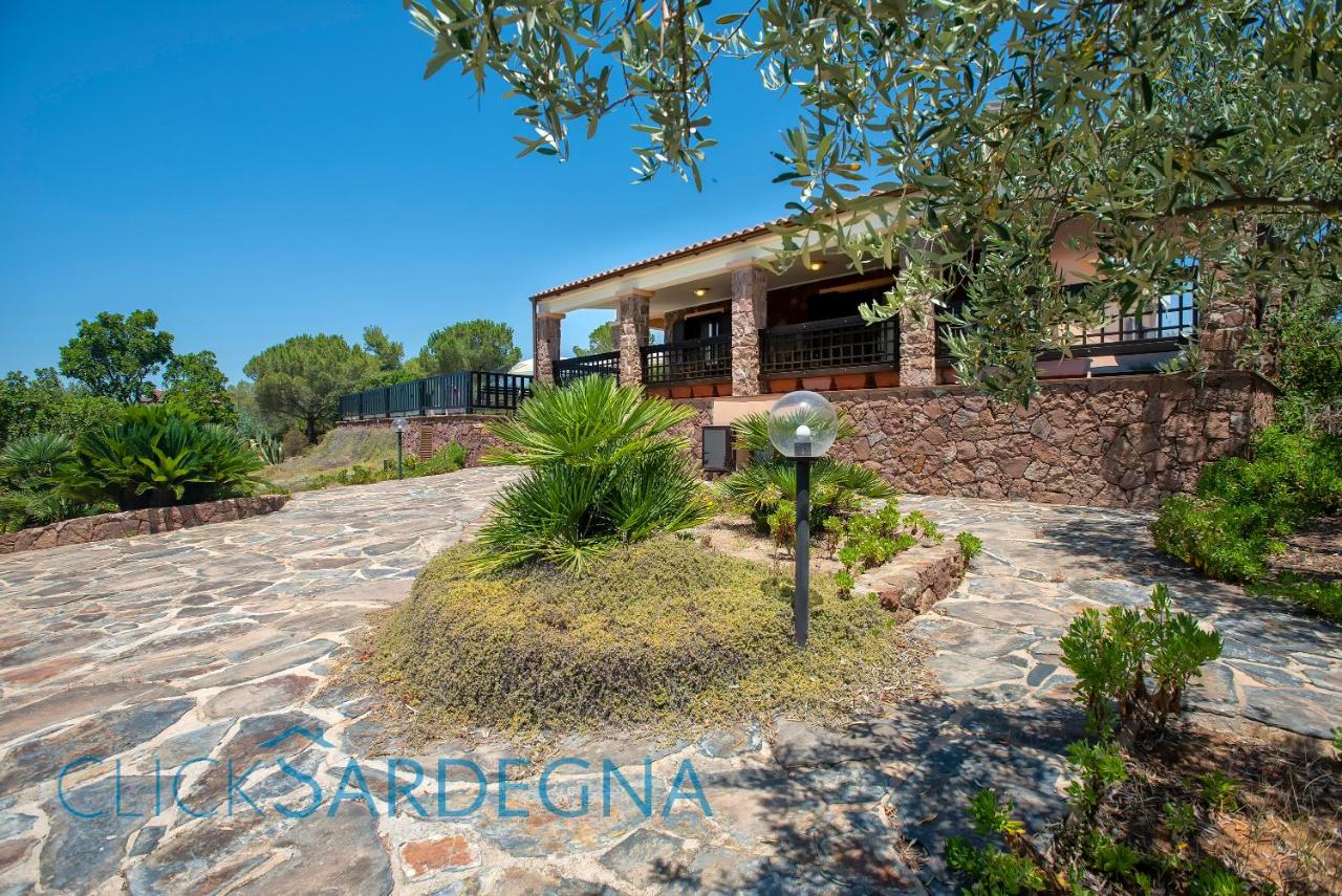 Alghero Villa Barranch with sea view swimming pool for 6 people - Chambres d’hôtes