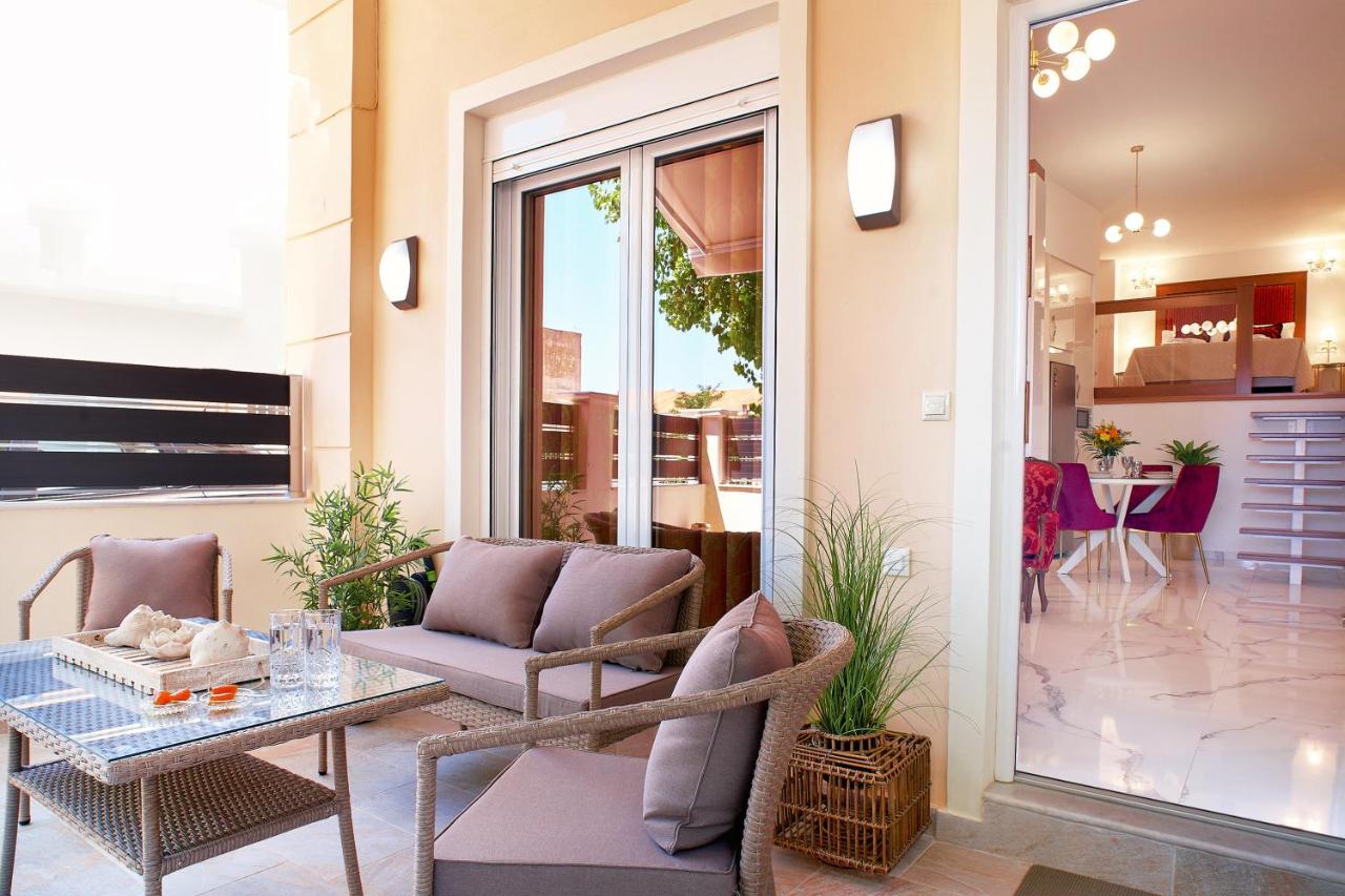 The Comfy Place - Dimitra Mare Luxury Studio - Chambres d’hôtes Chionáto