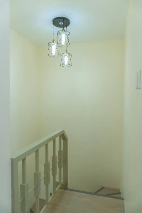 Hoshi's Cozy House Angeles City, Philippines - Chambres d’hôtes