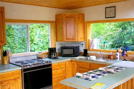 Family Cottage with Side Sea View