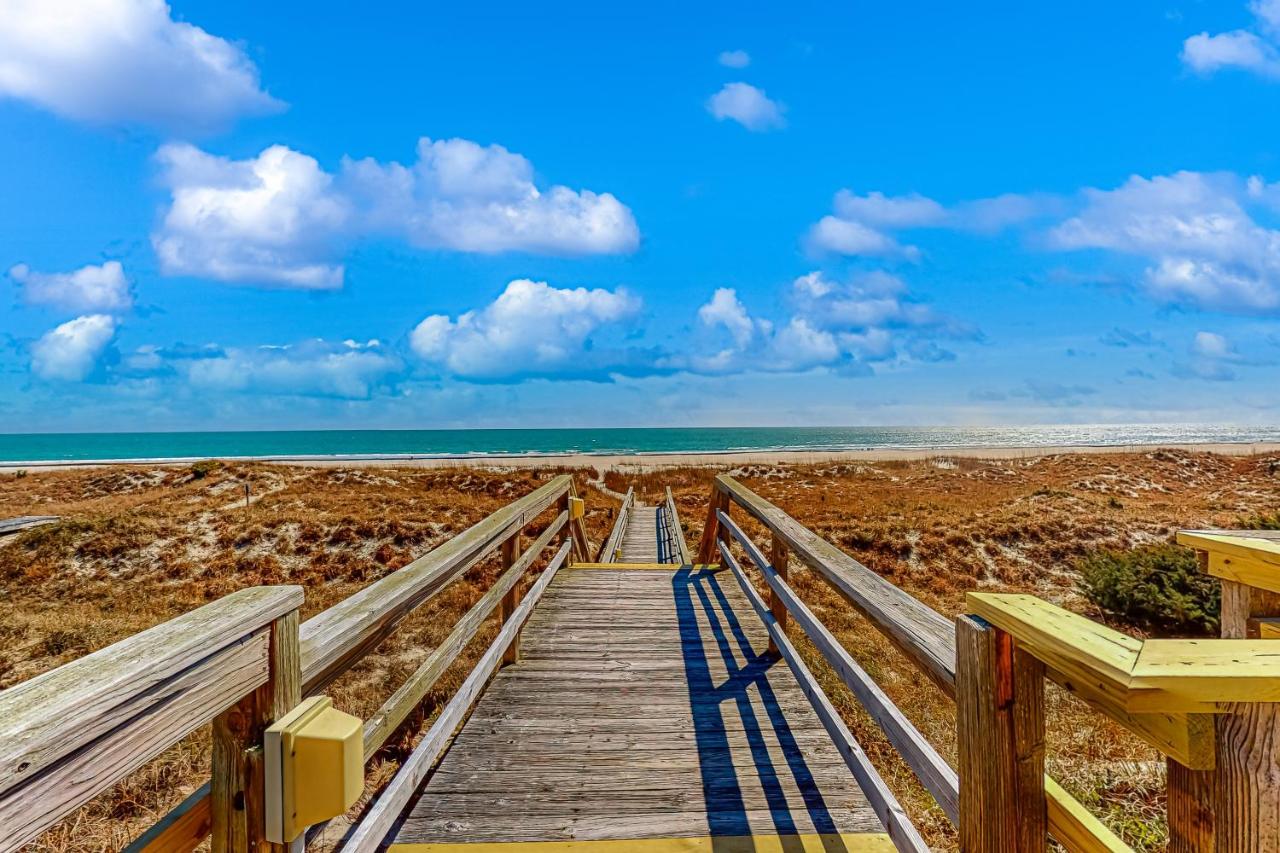 Ocean Breeze 106B - Bed and Breakfast Emerald Isle