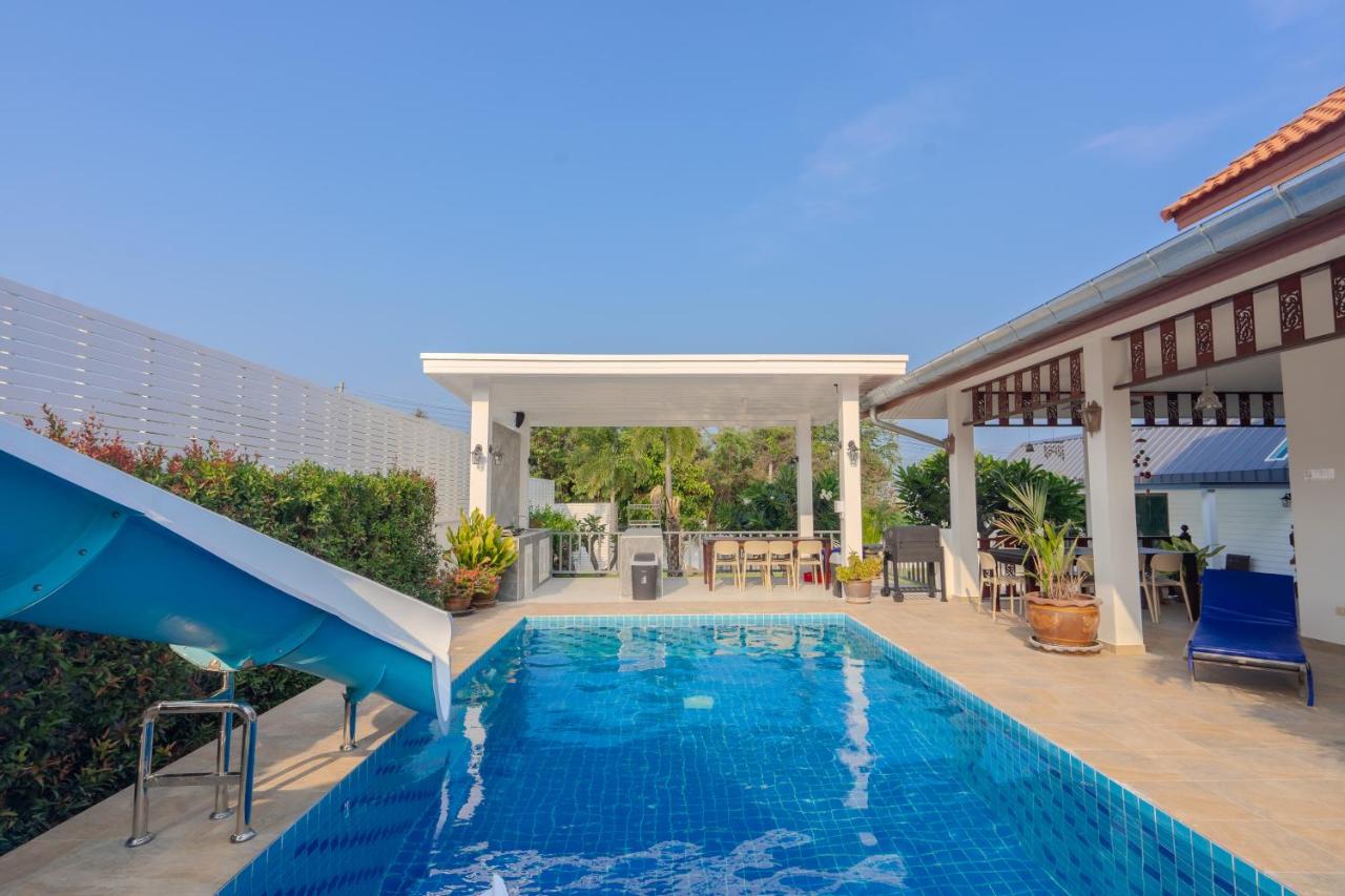 Baan Kiang Lay Phu View Hua Hin Private Pool Villa บ้านเคียงเลภูวิว ไพร์เวท พูลวิลล่า กลางเมือง ใกล้หาดหัวหิน - B&B