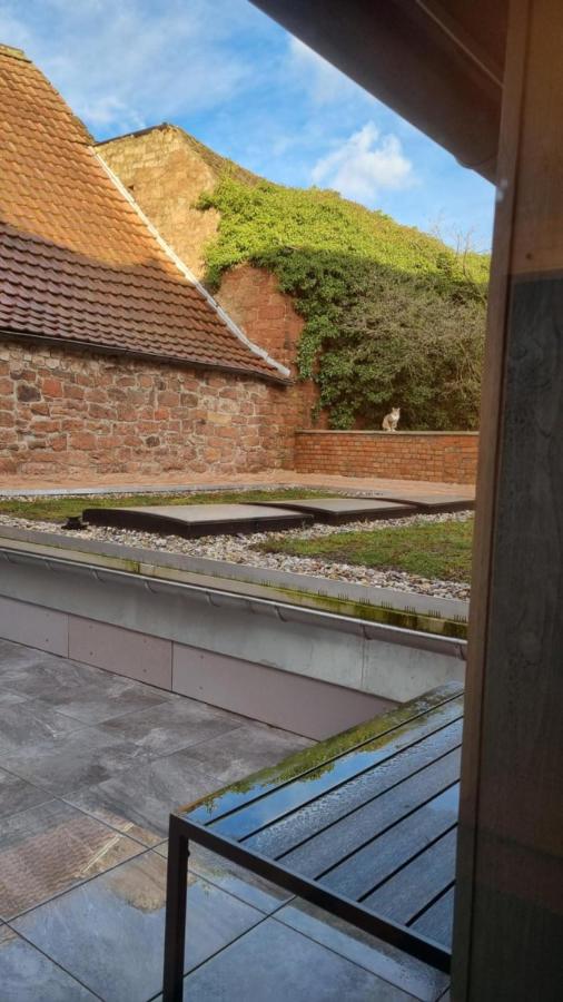 Appartement met 2 Slaapkamers en een Douche 

