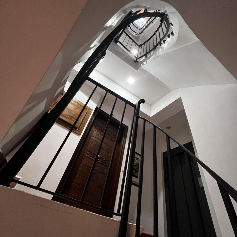 Apartamentos Angelus Plaza Mayor de Graus - Chambres d’hôtes