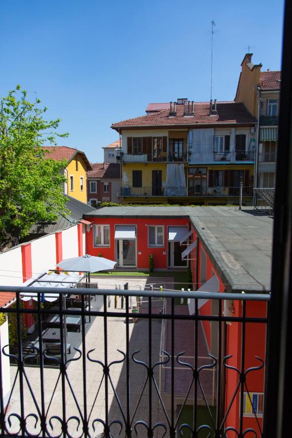 Guest House Turin Metro Young - B&B Torino