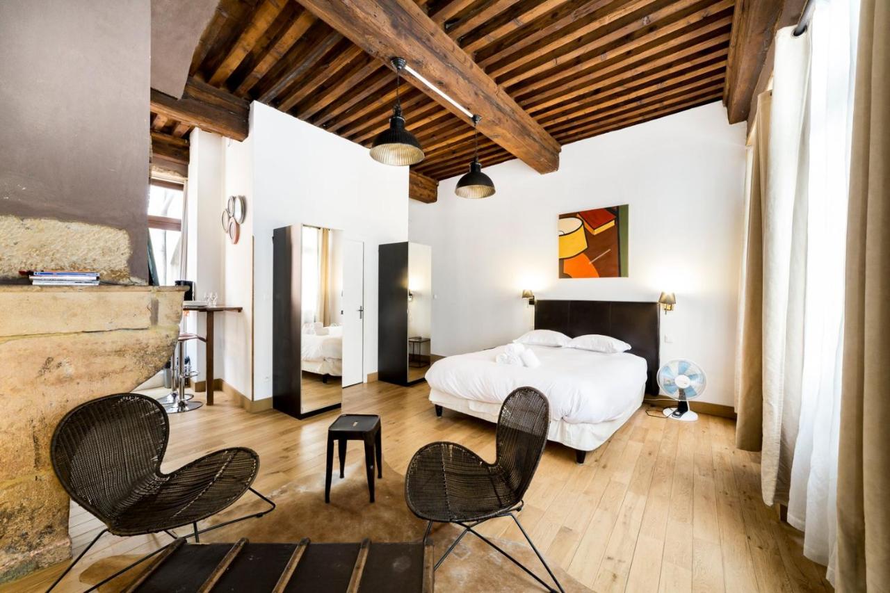 Authentique studio au coeur du Vieux Lyon AIL - B&B