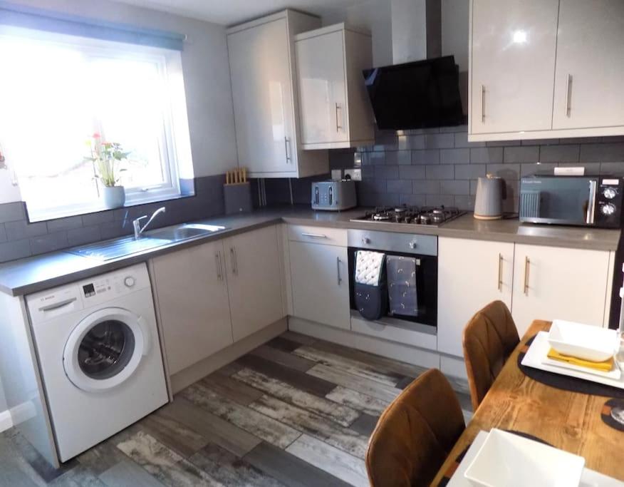 B&B Lincoln - Modern 3 Bed - Lincoln - Parking - Bed and Breakfast Lincoln