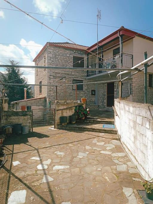 Άγιος Μηνάς - Αστράκα View - B&B