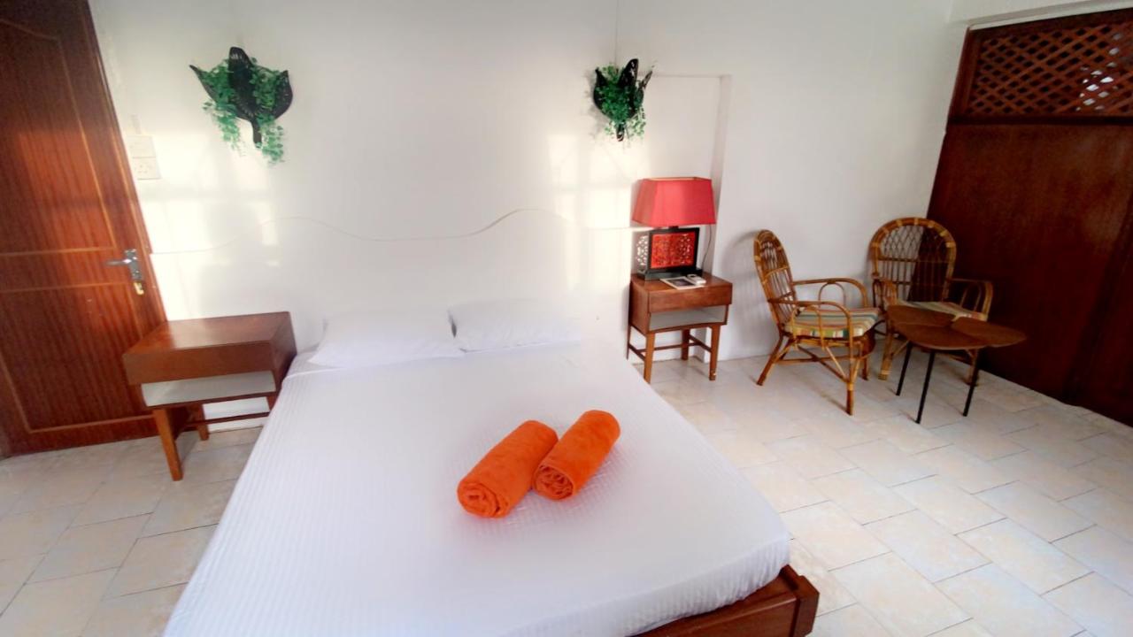 Large Double or Twin Room