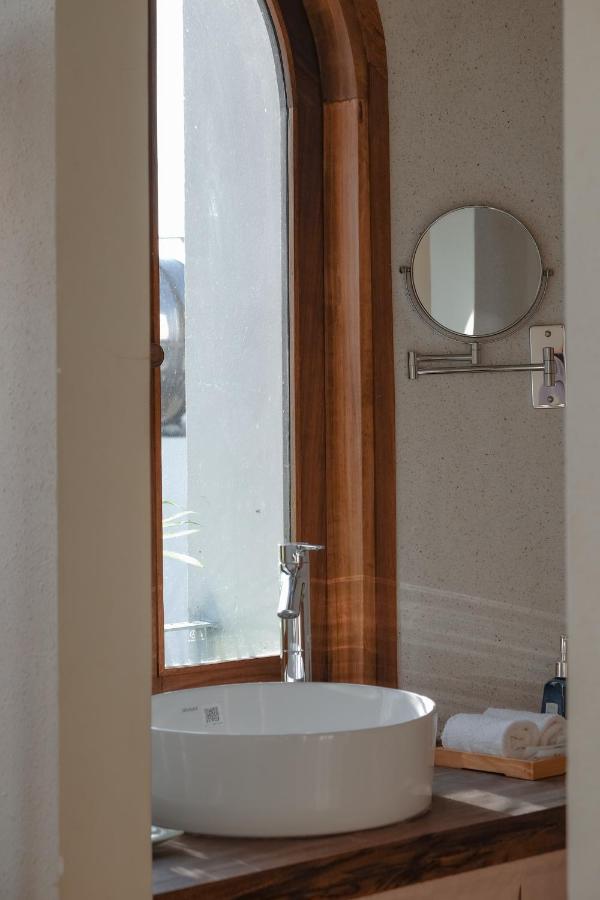 Triple Room with City View