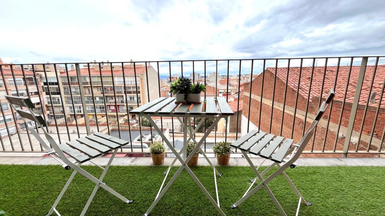 APARTAMENTO CON TERRAZA BY PRESTIGI - Bed and Breakfast