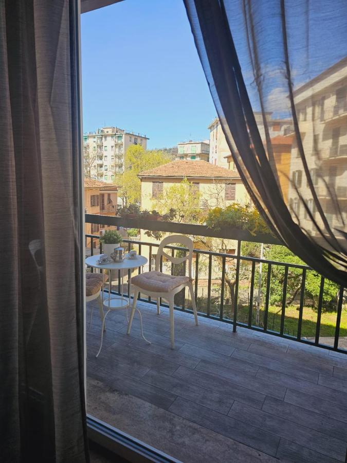 Queen Chic Apartment 2 - B&B La Spezia