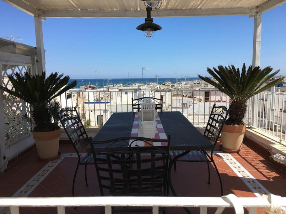 Casa Levante e terrazza vista mare - B&B