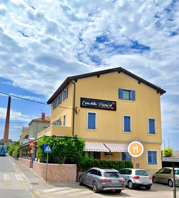 Rooms Casa della Pizza - parking included - B&B