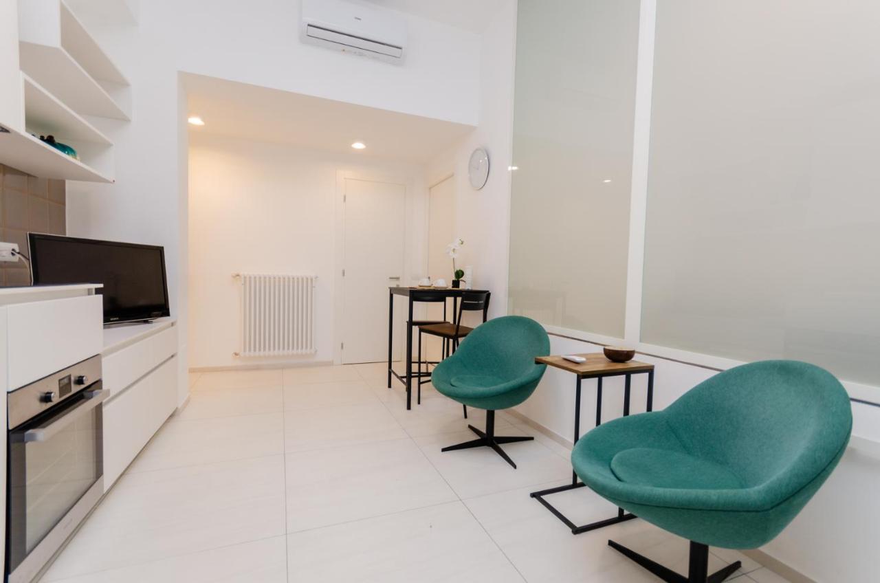 B&B Milan - Stunning studio Apartment near Linate airport - Bed and Breakfast Milan