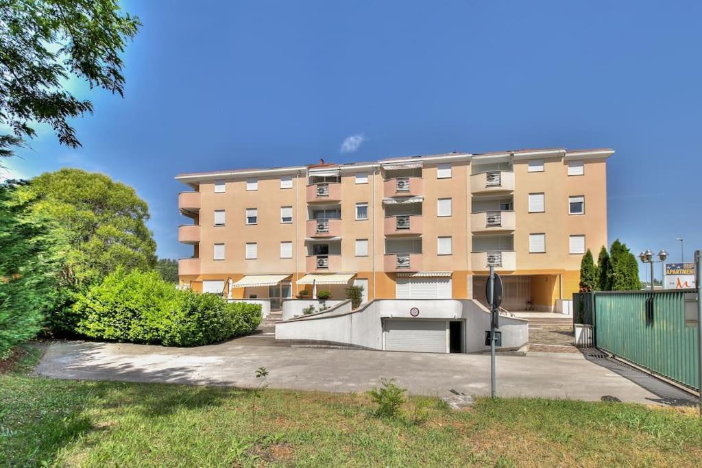 Apartment VALE near the beach Umag - Stella Maris - B&B