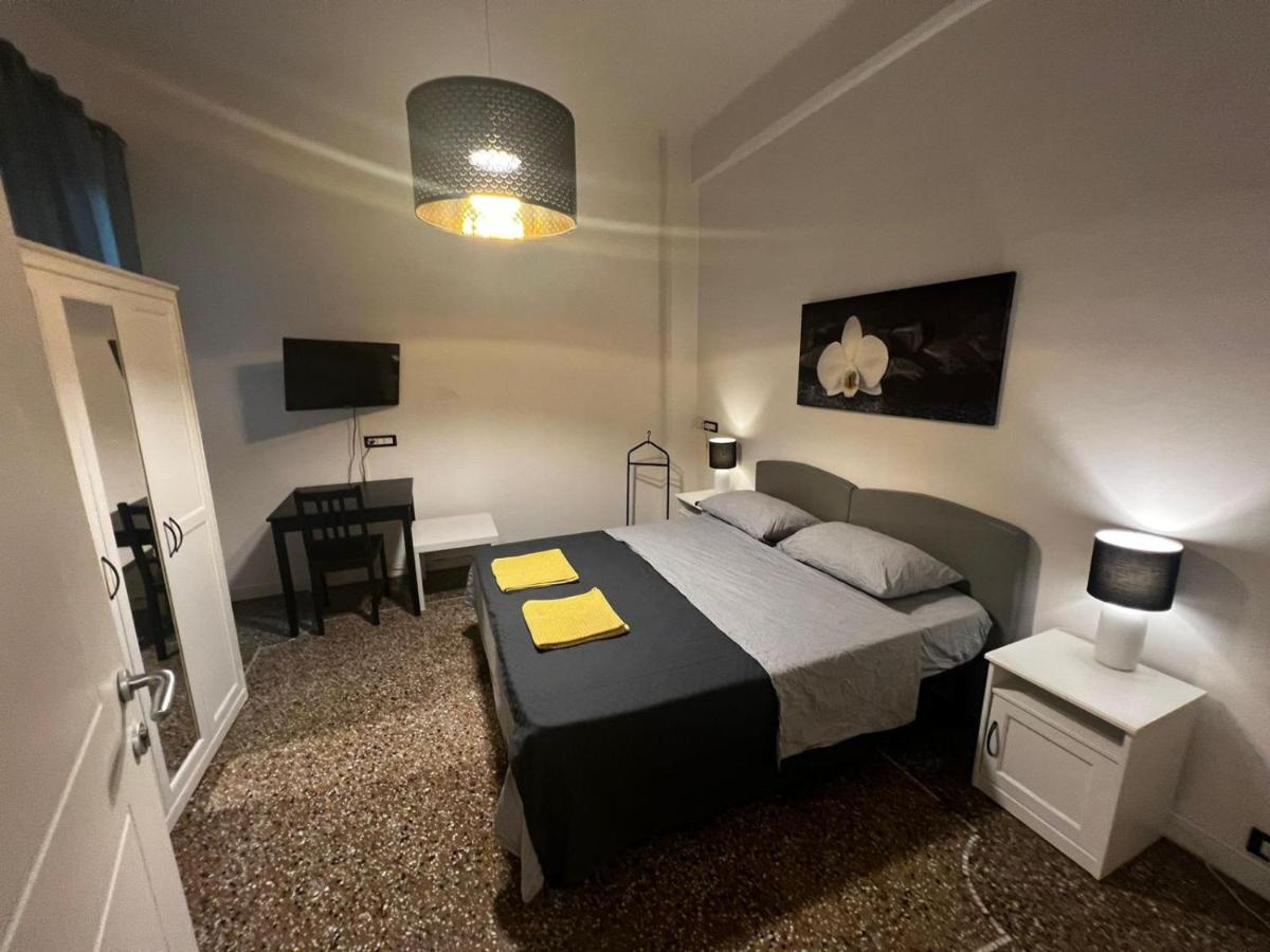 B&B Genoa - Ambra - Bed and Breakfast Genoa