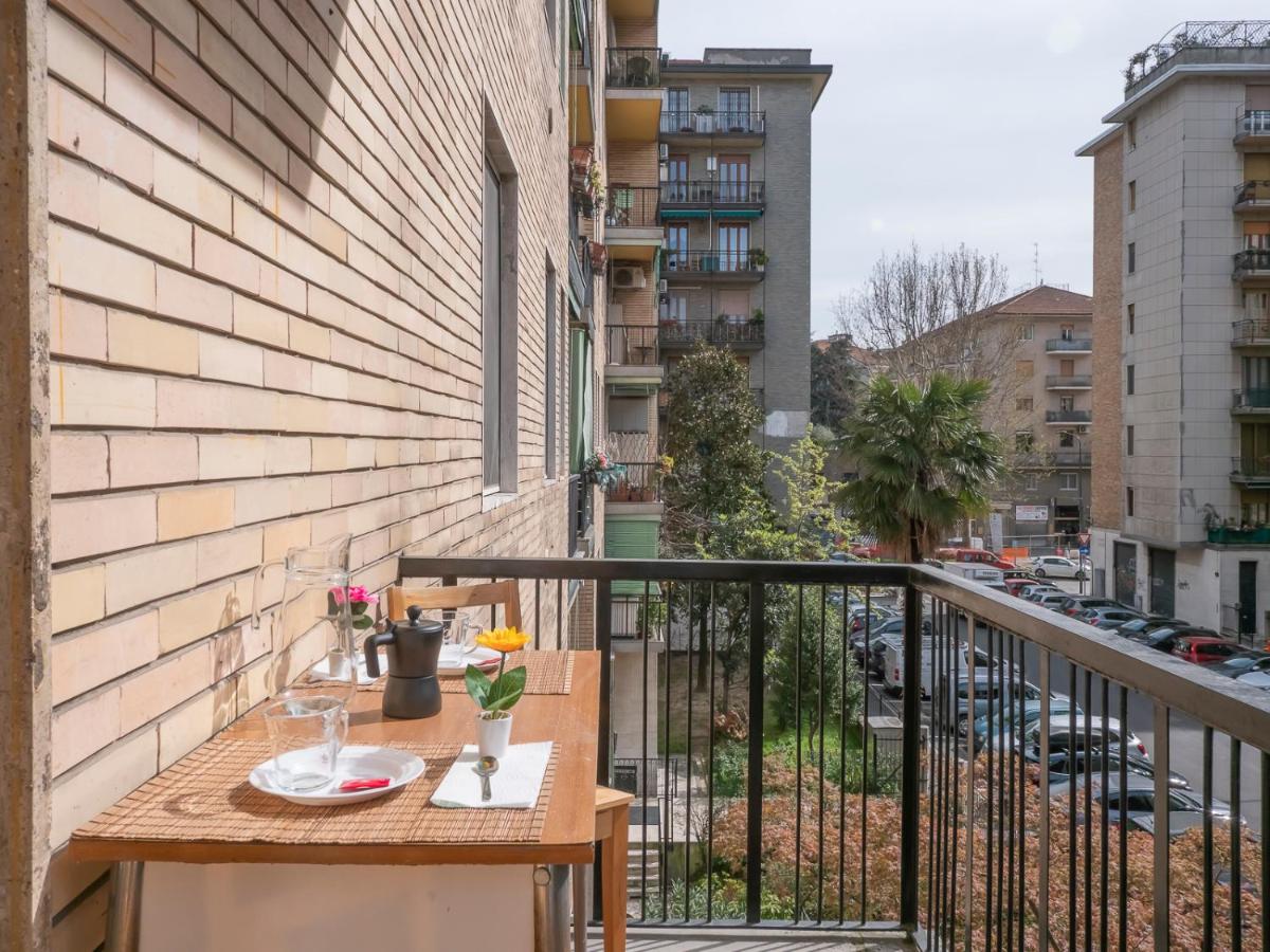 Xenia Apartments - Spacious two-room apt in the flower district - B&B Milano